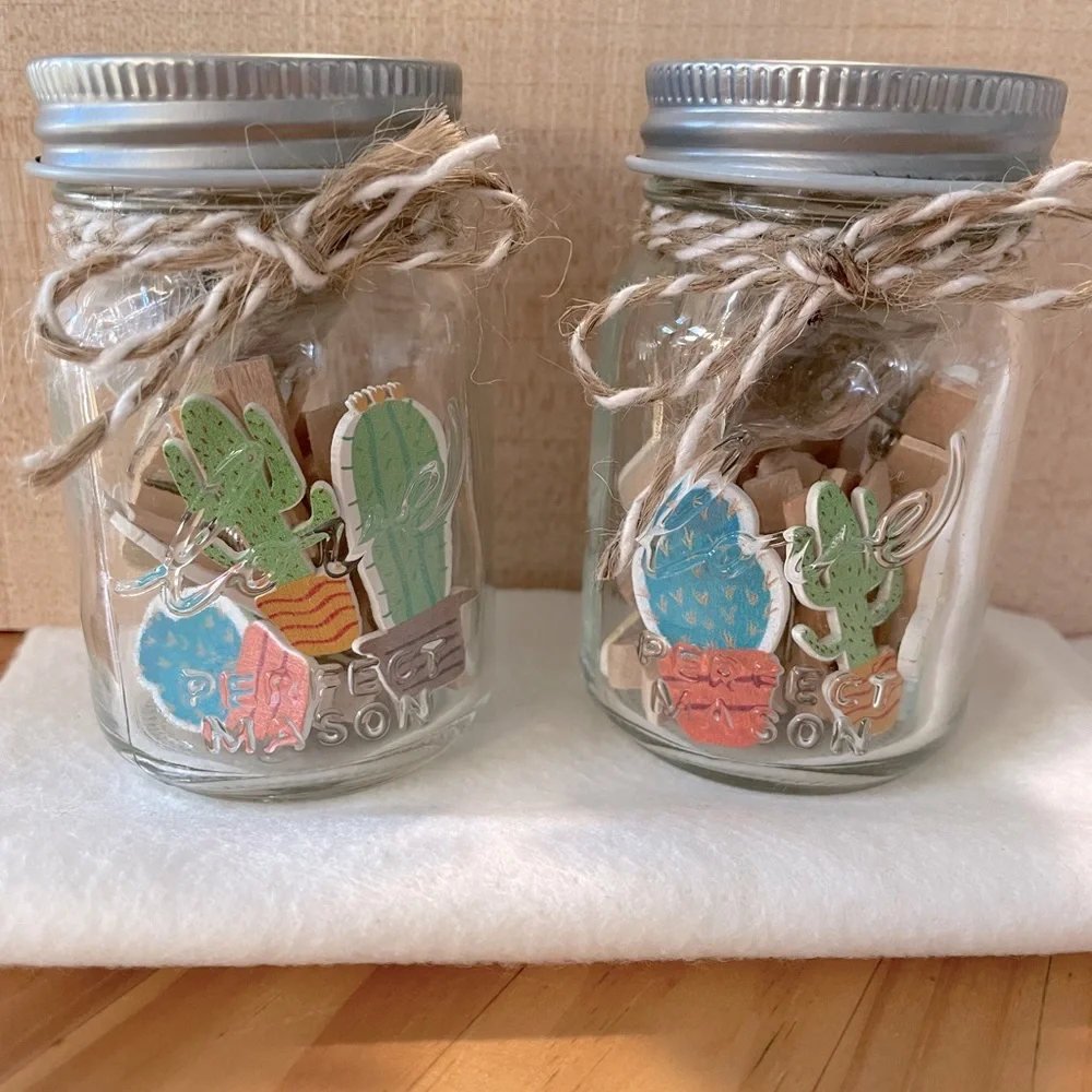 NWT “love” mini mason jar filled w/10 tiny wooden clothespin clips